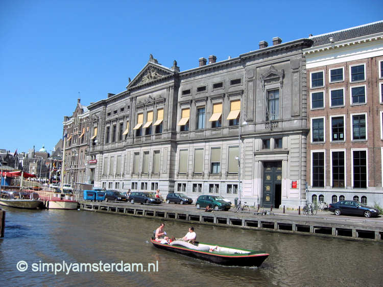 Amsterdam museum suddenly involved in Ukrainian-Russian Crimea conflict