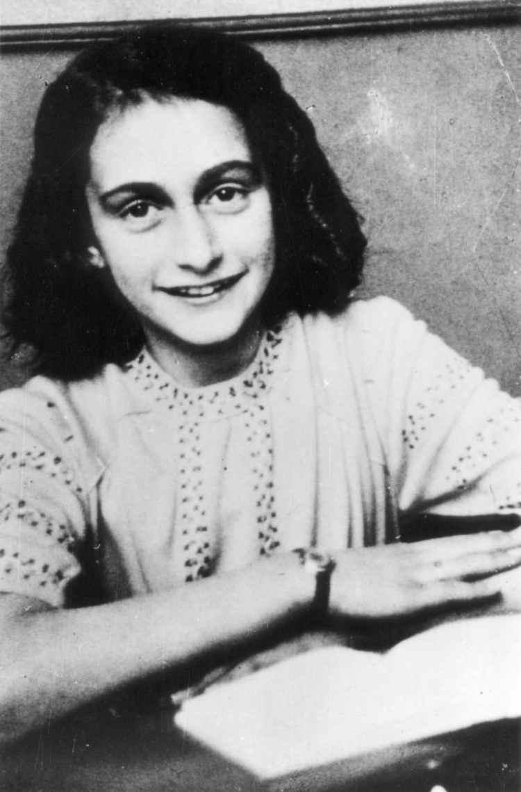 Anne Frank play returns in April 2016