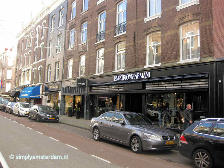 P C Hooftstraat, Armani store