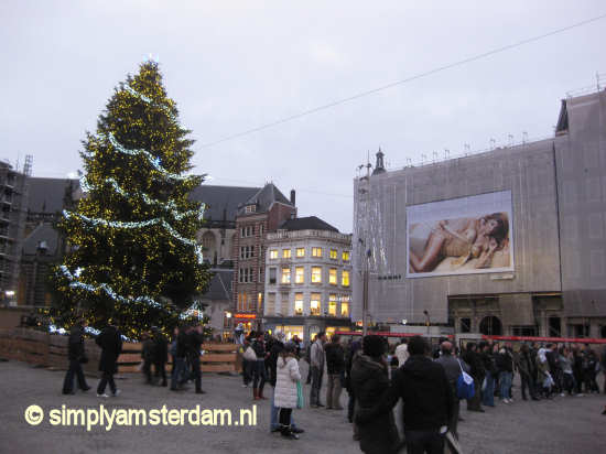 Christmas tree on Dam Square