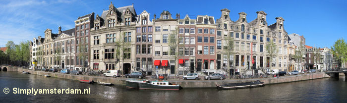 17th Century houses in Amsterdam you can visit