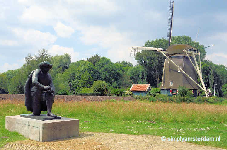 Rembrandt statue @Riekermolen windmill