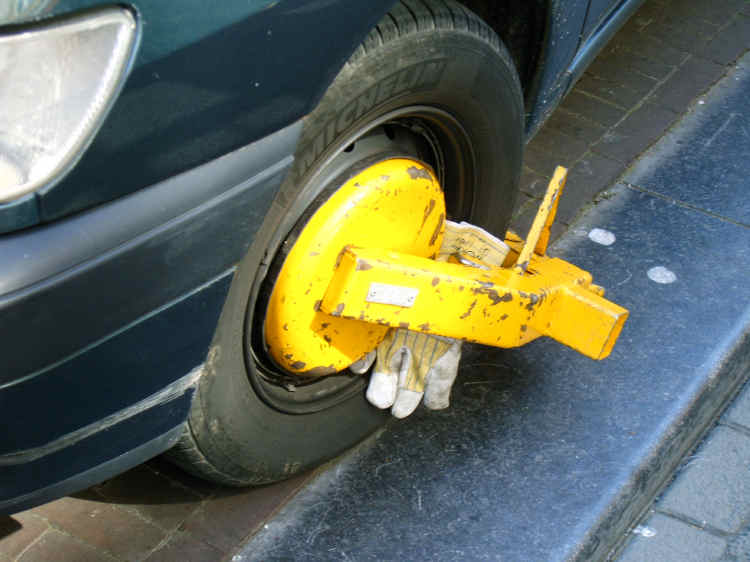 Wheel clamp re-introduced in Amsterdam