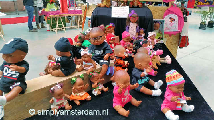 Yada Yada, dolls for sale